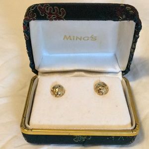 Ming’s 14 K Gold pierced earrings
